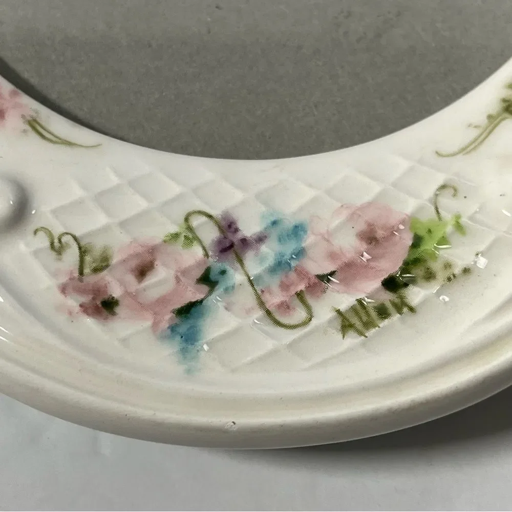 Victorian Ceramic Oval 5x7‎ Desk Picture Frame Shabby Chic Floral Embossed